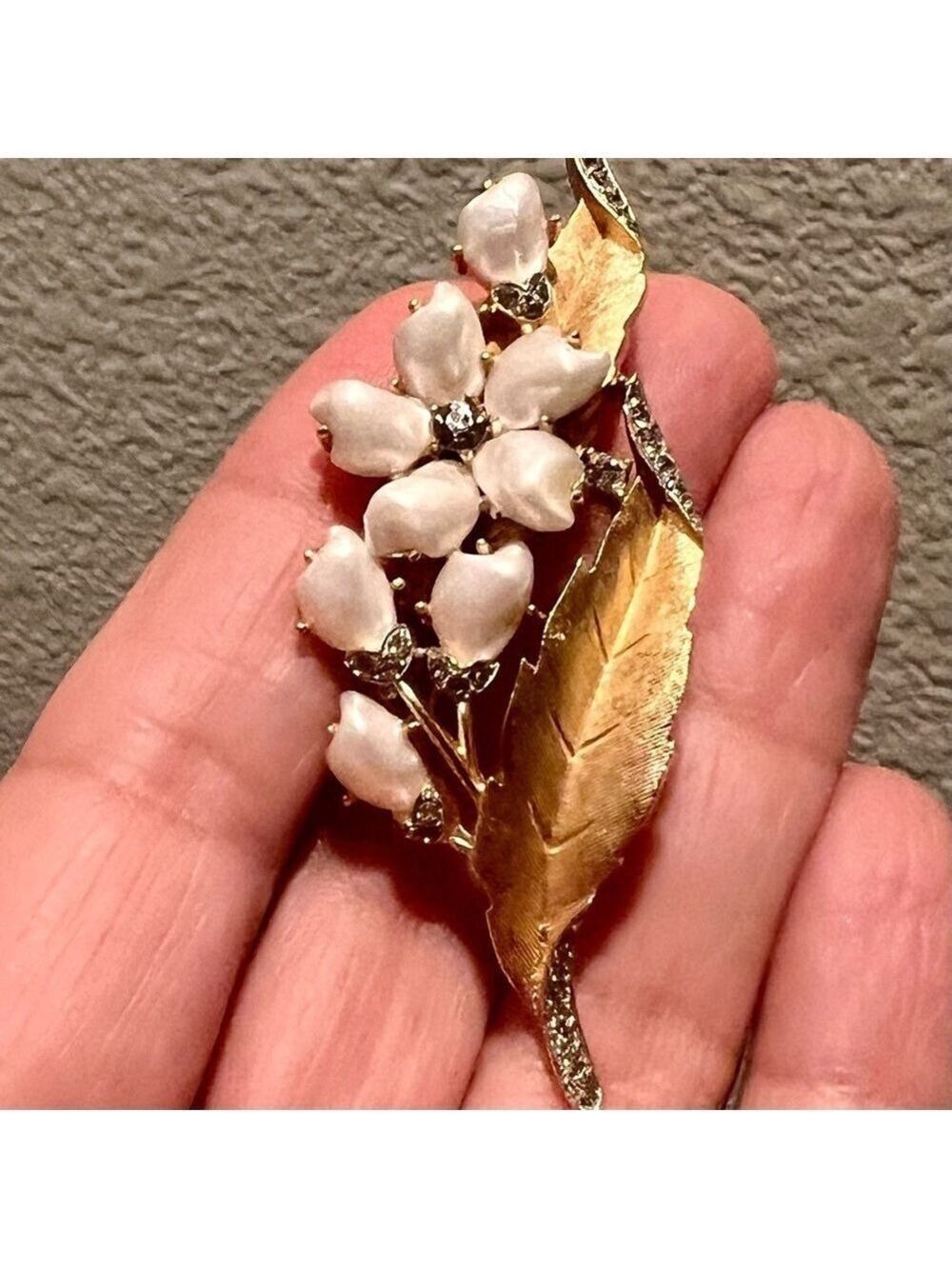 CROWN TRIFARI Alfred Philippe Sorrento Baby Tooth  pin brooch.